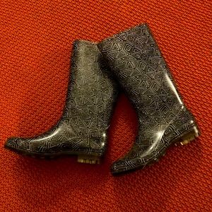 TOMS Rain Boots